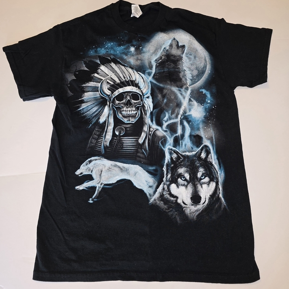 Gildan Other - Y2K Wolf and Skull Indian Design Cotton T-shirt